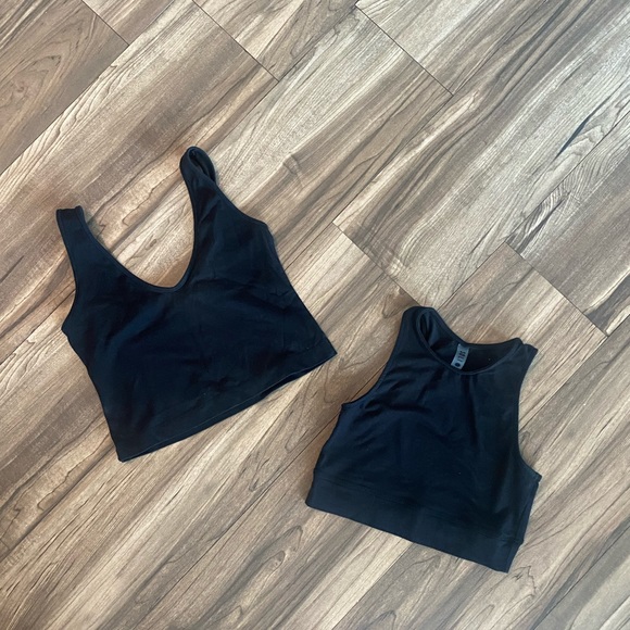 2 SOLI Surf Tanks - Picture 1 of 5